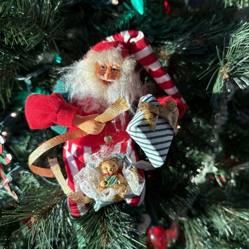 Vintage Animated Santa Bear in Gift Box Ornament **Tested Works**